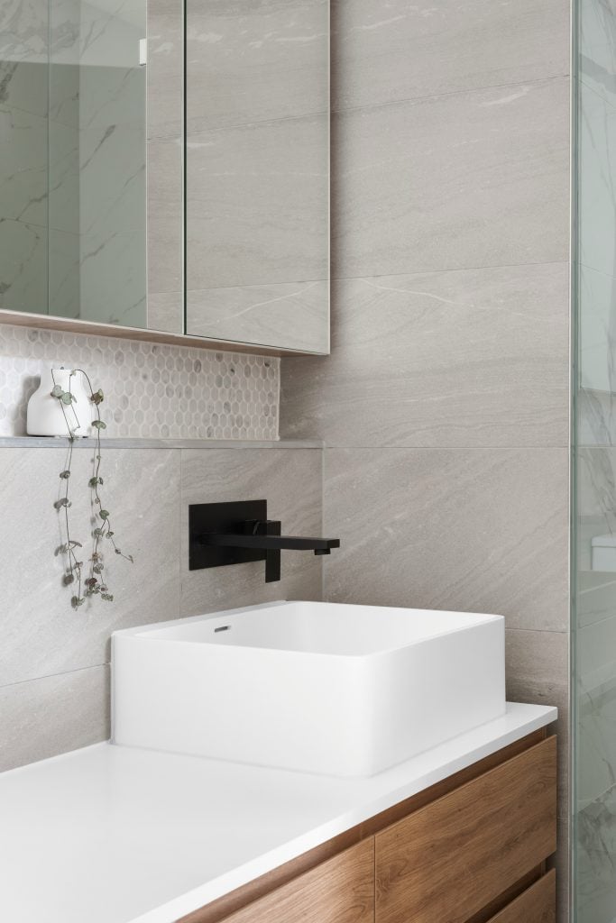 bond bathroom cleaning Gold Coast